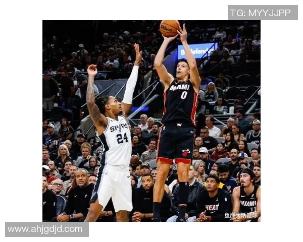 马刺主帅解析文班关键时刻表现强调放慢节奏的重要性