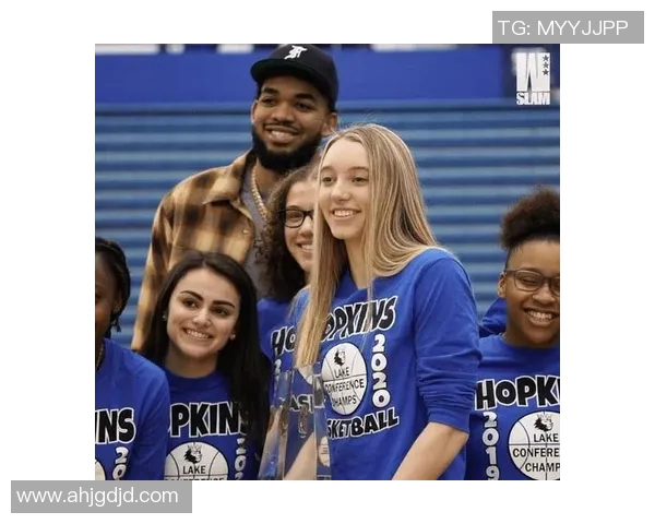 UCLA球员频繁受伤引发关注女队医身材引热议